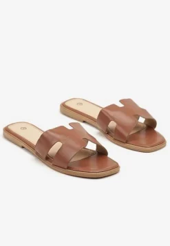 Brązowe Klapki Ozdobione Wycięciami Alinntia