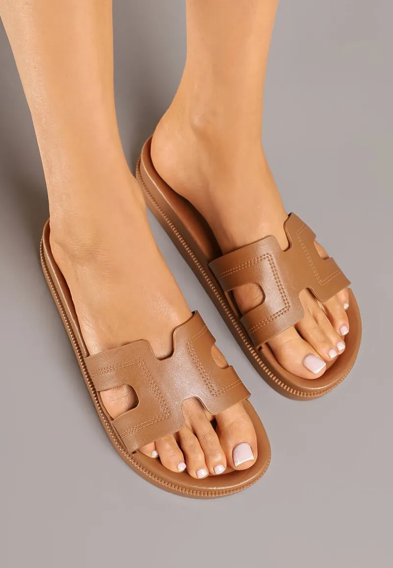 Brązowe Klapki Ozdobione Wycięciami Kinelina