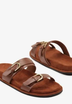Brązowe Klapki Vices z Dwoma Paskami i Klamrami Nilissea