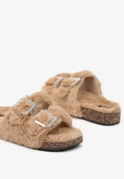 Brązowe Klapki z Futerkiem na Korkowej Podeszwie Ozdobione Cyrkoniami Belilae