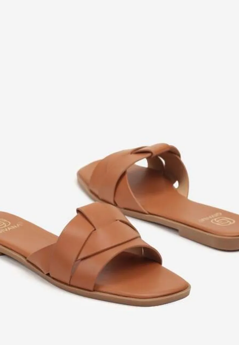 Brązowe Klapki z Ozdobnie Przeplecionymi Paskami Davianne