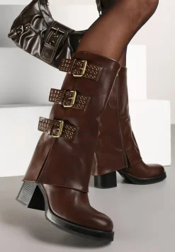 Brązowe Kozaki Bikery na Słupku Ozdobione Klamrami i Wywiniętą Cholewką Zeiarina