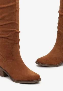 Brązowe Kozaki Kowbojki na Słupku Stylizowanym na Drewniany Parrondo