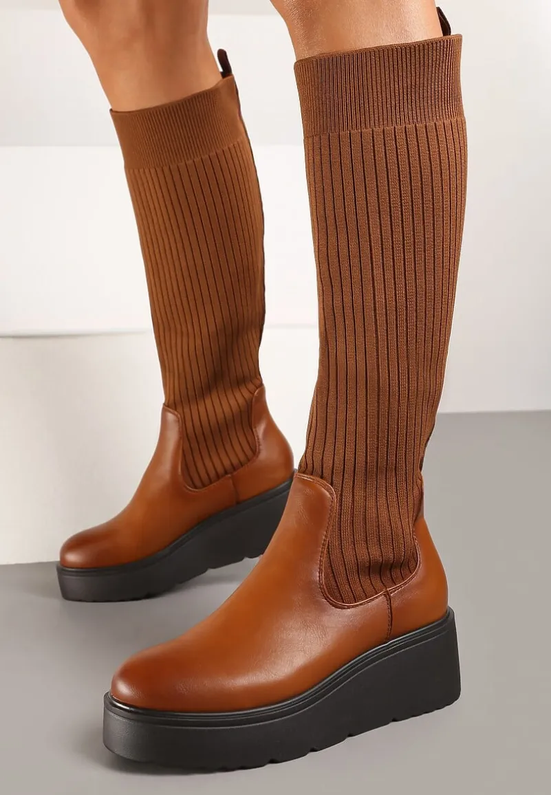 Brązowe Kozaki na Koturnie z Dopasowaną Cholewką Narizelle