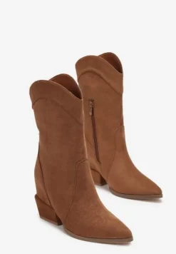 Brązowe Kozaki na Niewysokim Koturnie w Stylu Kowbojek Mones