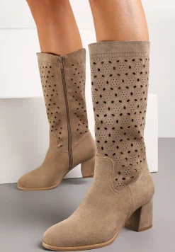 Brązowe Kozaki na Obcasie z Ażurowym Zdobieniem i Wkładką ze Skóry Naturalnej Lelandine