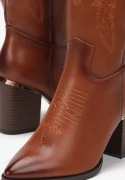 Brązowe Kozaki na Obcasie w Stylu Kowbojek z Przeszyciami Puneia