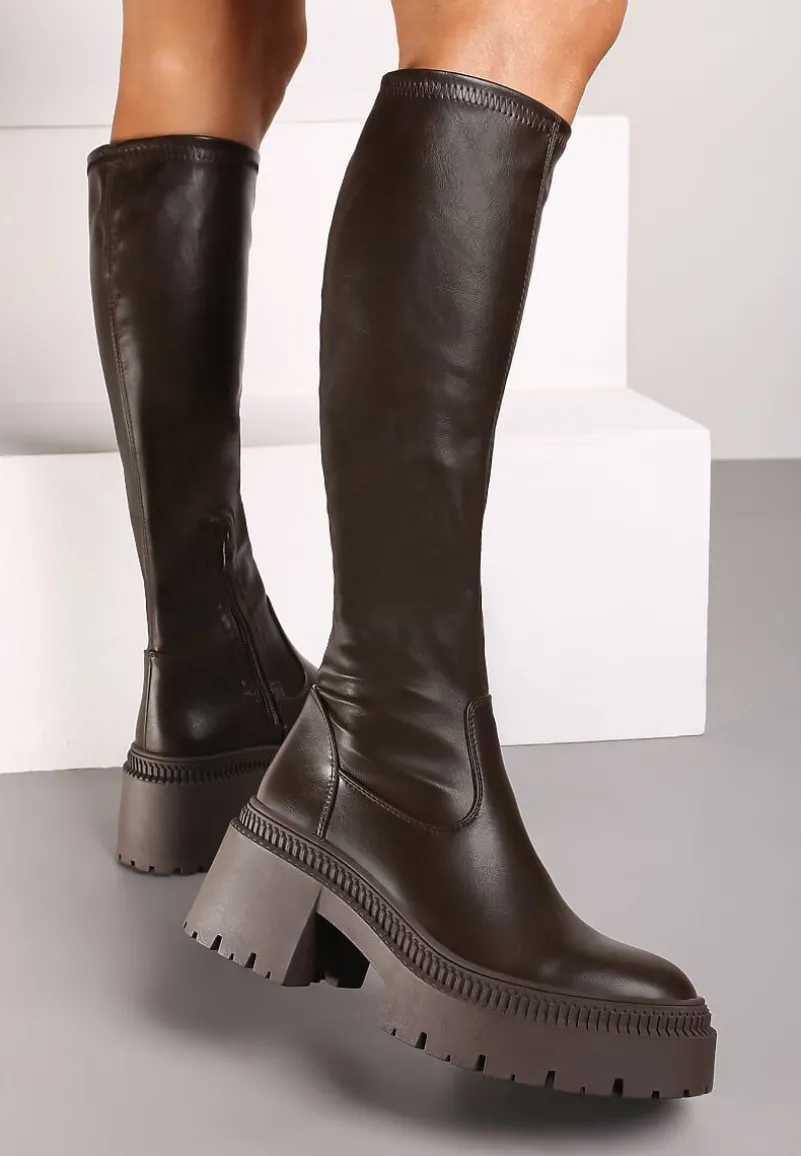 Brązowe Kozaki na Obcasie Typu Słupek z Wysoką Dopasowaną Cholewką Laoliana