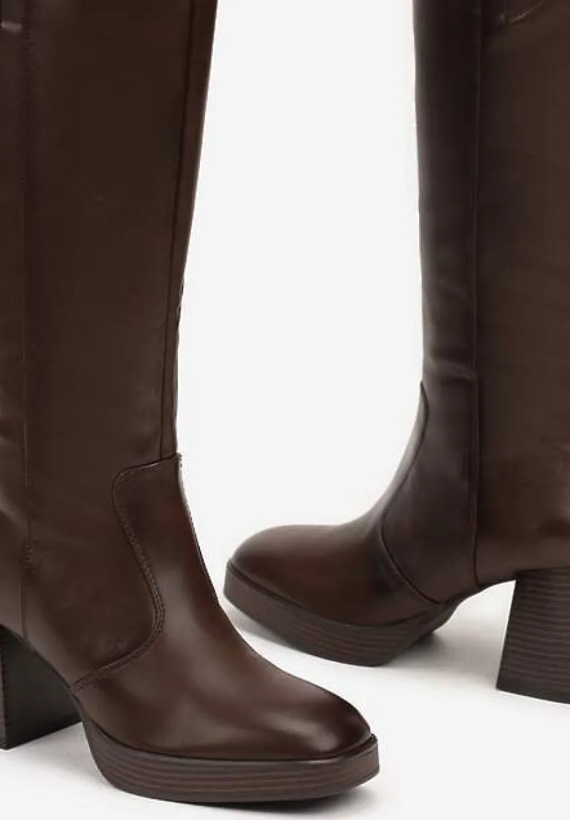 Brązowe Kozaki na Platformie i Słupku z Lekkim Ociepleniem Hanissea