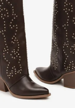 Brązowe Kozaki na Stożku z Ćwiekami i Luźną Cholewką Adelieth