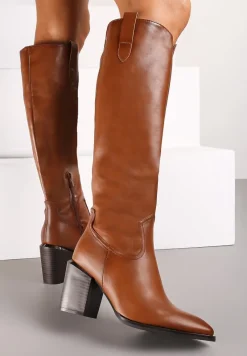 Brązowe Kozaki na Słupku Ozdobione Metaliczną Wstawką Serivia