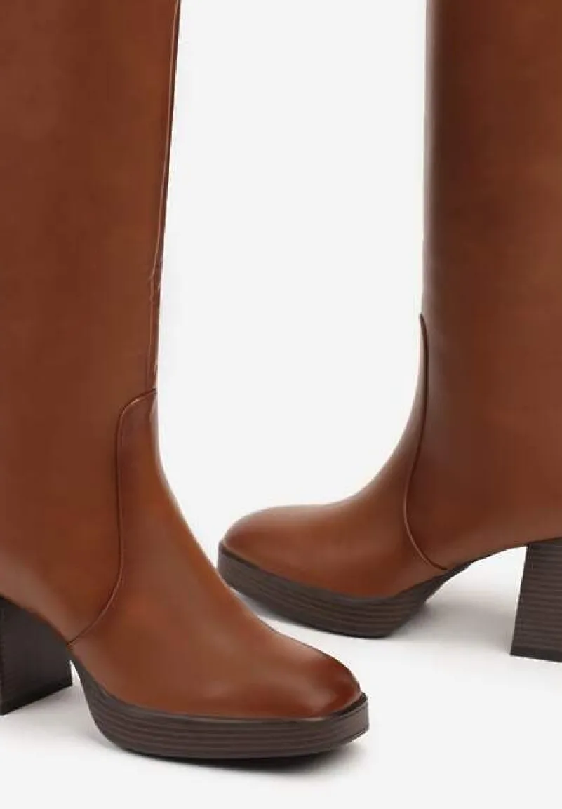 Brązowe Kozaki na Słupku z Lekkim Ociepleniem Ansilaria