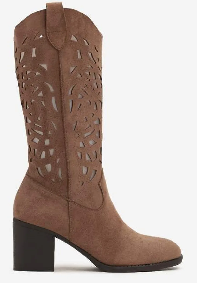 Brązowe Kozaki na Słupku ze Skórzaną Wkładką i Ażurowym Wzorem Arresia