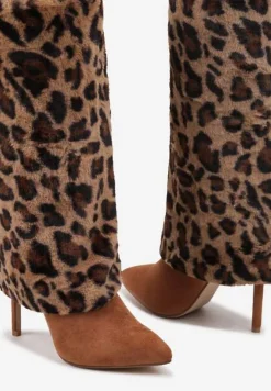 Brązowe Kozaki na Szpilce Ozdobione Futerkiem i Wywiniętą Cholewką w Panterkę Riavira