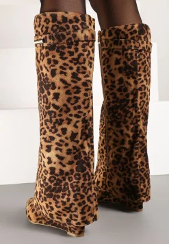 Brązowe Kozaki z Wywiniętą Cholewką na Koturnie Ozdobione Wzorem w Panterkę Turade