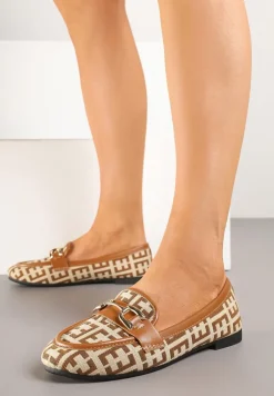 Brązowe Mokasyny z Ekozamszu z Ozdobną Metaliczną Aplikacją Nusarila