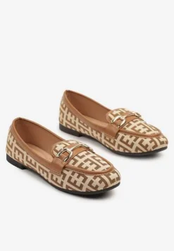 Brązowe Mokasyny z Ekozamszu z Ozdobną Metaliczną Aplikacją Nusarila