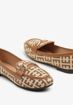 Brązowe Mokasyny z Ekozamszu z Ozdobną Metaliczną Aplikacją Nusarila
