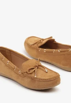 Brązowe Mokasyny z Ekozamszu Zdobione Wiązaniem z Kokardą Sonilora