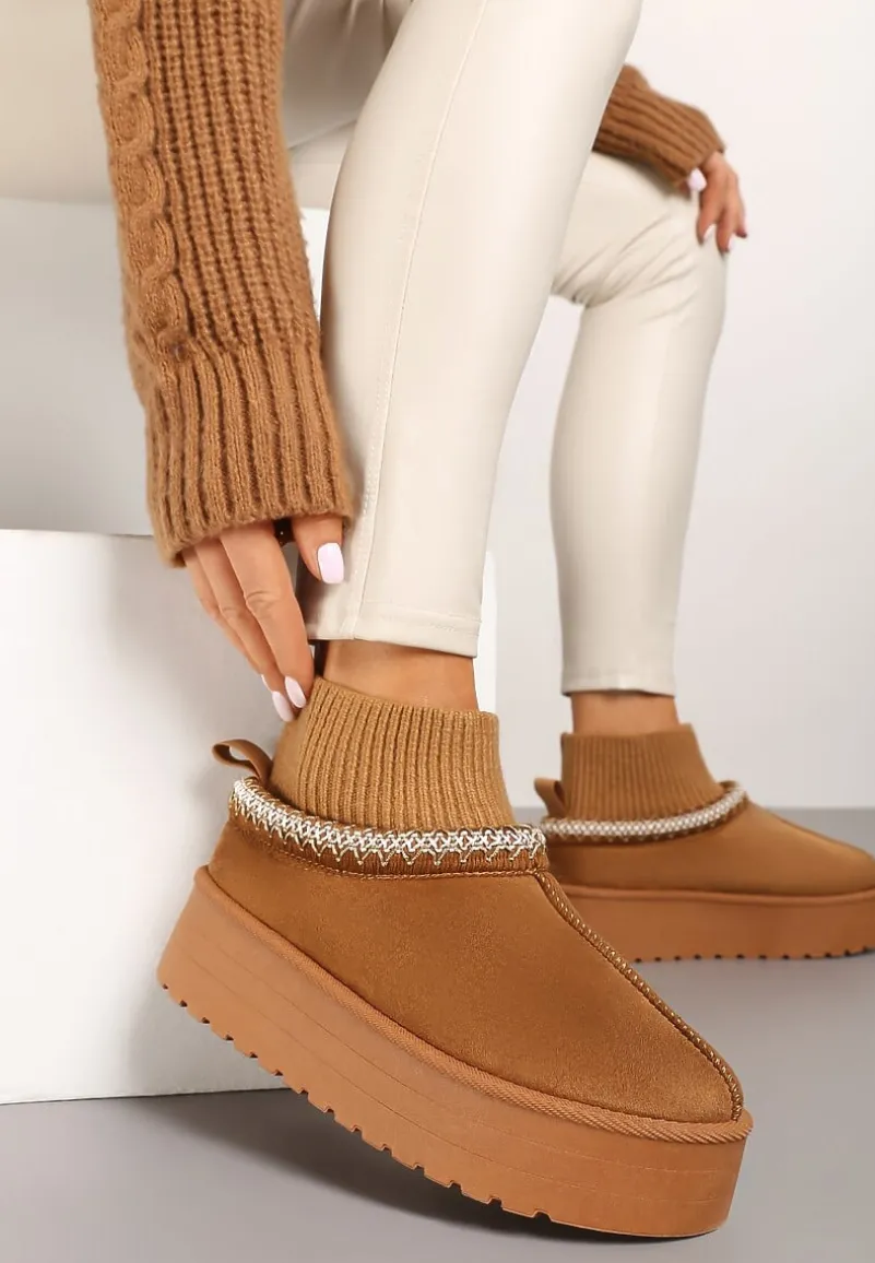 Brązowe Śniegowce na Platformie z Haftem i Dopasowaną Cholewką Sintitia