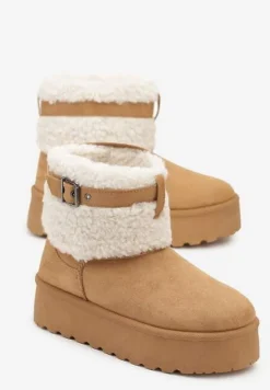 Brązowe Śniegowce na Platformie Ozdobione Metaliczną Klamrą i Futerkiem w Stylu Baranka Anelavia