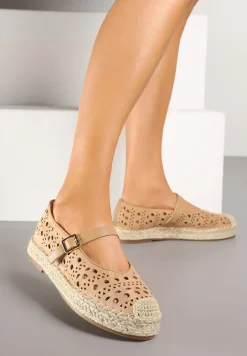 Brązowe Płaskie Espadryle z Plecionką i Ażurową Cholewką Aralithra