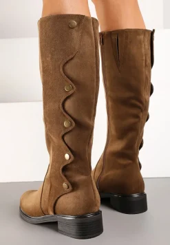 Brązowe Płaskie Kozaki Ozdobione Napami z Ociepleniem Zinetia