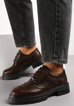 Brązowe Półbuty na Grubej Podeszwie z Perforacją Obasia