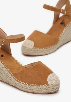 Brązowe Sandały Assaciane