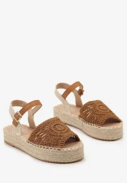 Brązowe Sandały Espadryle z Plecionym Noskiem Peep Toe i Jutową Platformą Drelpa