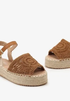 Brązowe Sandały Espadryle z Plecionym Noskiem Peep Toe i Jutową Platformą Drelpa