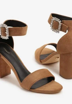 Brązowe Sandały na Słupku Vices z Cyrkoniową Klamrą Redionne