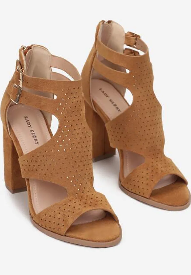 Brązowe Sandały na Wysokim Słupku z Perforacją Meeyah