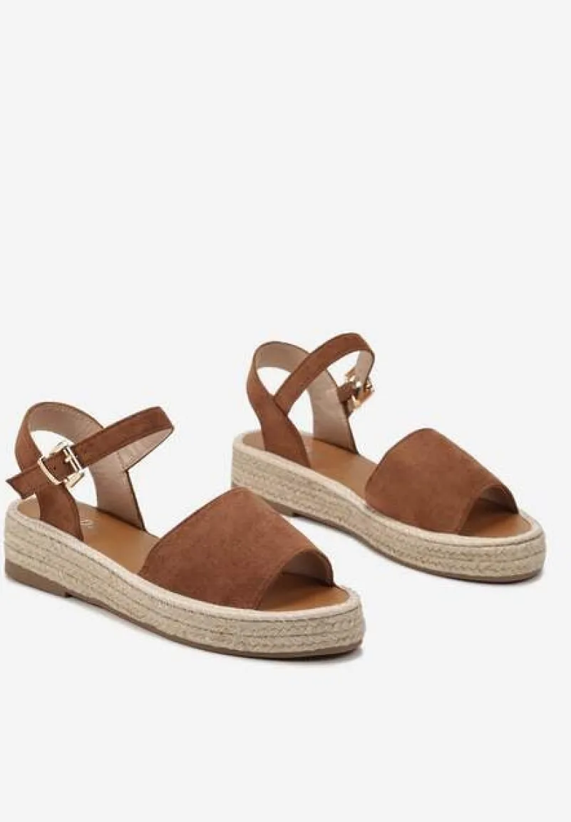 Brązowe Sandały z Plecioną Podeszwą i Zapięciem Wokół Kostki Lornia