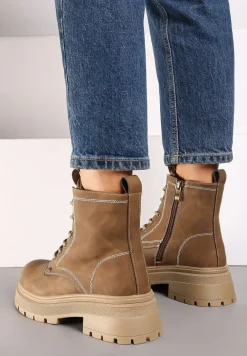 Brązowe Sznurowane Płaskie Botki w Stylu Workerów Cleida