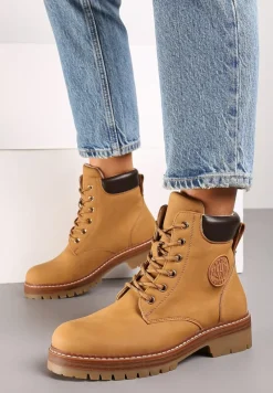 Brązowe Sznurowane Traperki z Nubuku o Klasycznym Fasonie Tirilaine