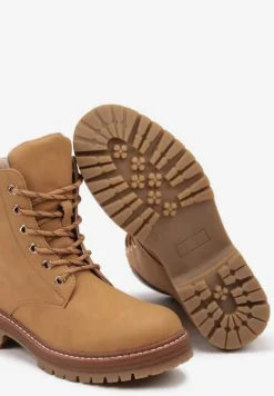 Brązowe Sznurowane Traperki z Nubuku o Klasycznym Fasonie Tirilaine