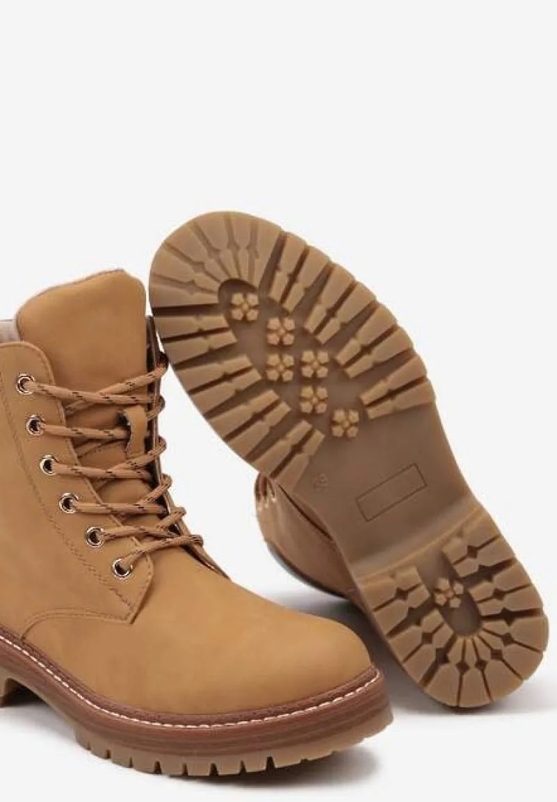 Brązowe Sznurowane Traperki z Nubuku o Klasycznym Fasonie Tirilaine