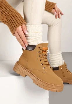Brązowe Traperki na Tłoczonej Podeszwie Ocieplane Futrem Toriga