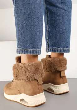 Brązowe Trapery ze Sznurowaną Cholewką z Futrem Zdobione Wstawką przy Podeszwie Nelothiel