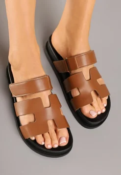 Brązowe Wsuwane Klapki z Zapieciem na Rzep Beriolla