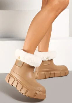 Brązowe Wsuwane Śniegowce z Futrzaną Wyściółką i Zdobieniami Tarvia