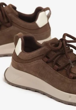 Brązowe Zamszowe Sneakersy z Wkładką ze Skóry Naturalnej Dolavienne