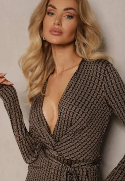 Brązowy Kombinezon z Wiskozą Kopertowym Dekoltem Ozdobiony Paskiem Altintinnia