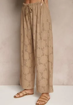 Brązowy Komplet Ażurowy Bluzka o Koszulowym Kroju i Spodnie z Szeroką Nogawką Linaniria