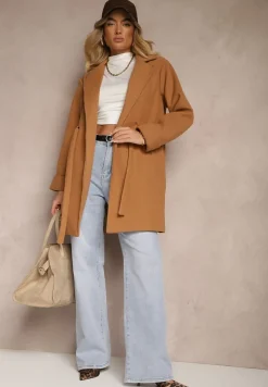 Brązowy Szlafrokowy Płaszcz z Wiązanym Paskiem i Ozdobnym Marszczeniem w Pasie Pittia