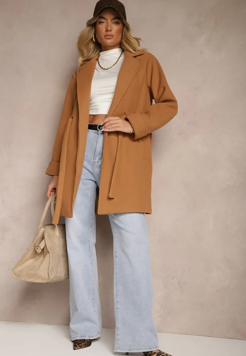 Brązowy Szlafrokowy Płaszcz z Wiązanym Paskiem i Ozdobnym Marszczeniem w Pasie Pittia