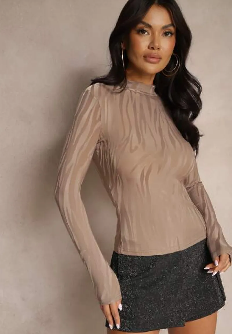 Ciemnobeżowa Bluzka Półgolf z Wiskozą Ozdobiona Paskami Liladi