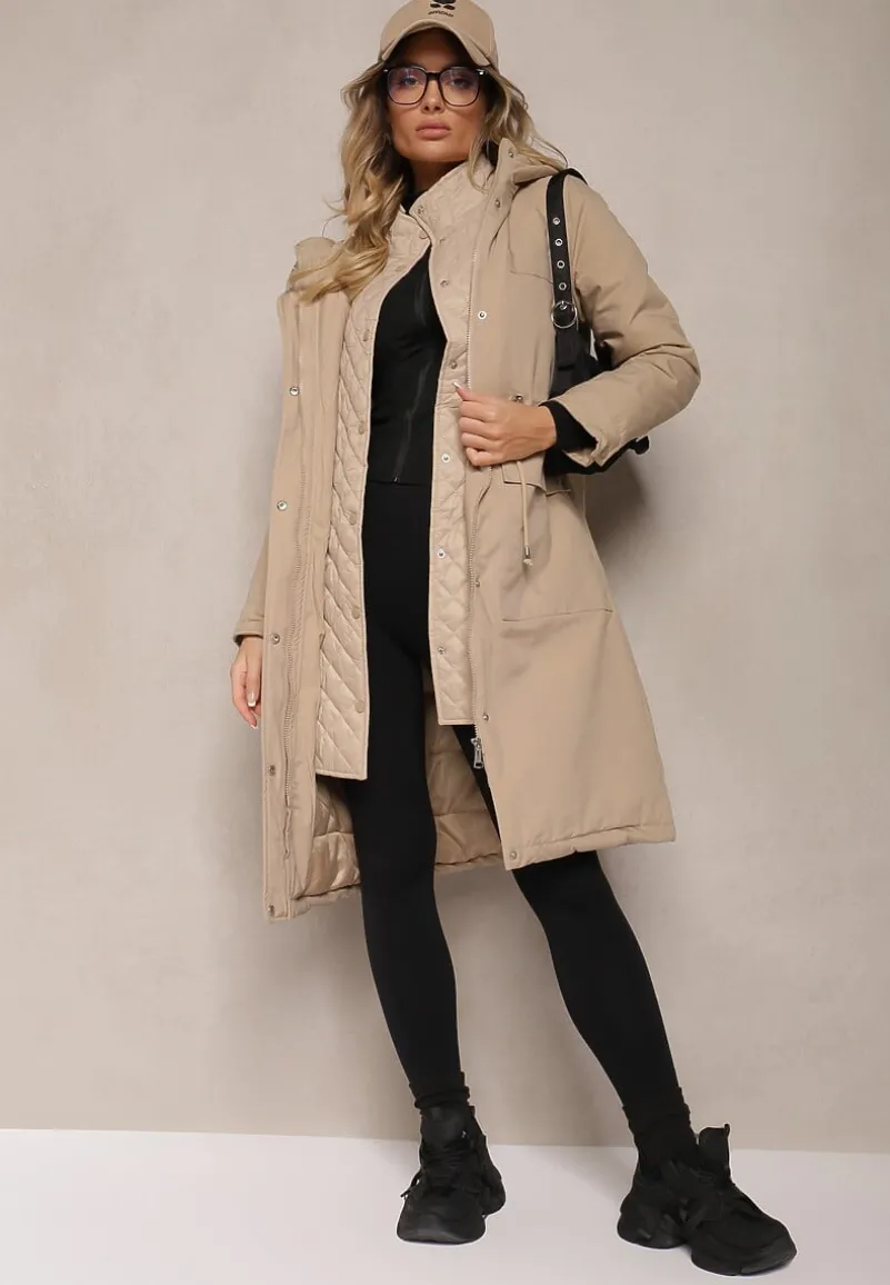 Ciemnobeżowa Długa Kurtka z Kieszeniami i Kapturem Podkreślająca Talię Tarindela