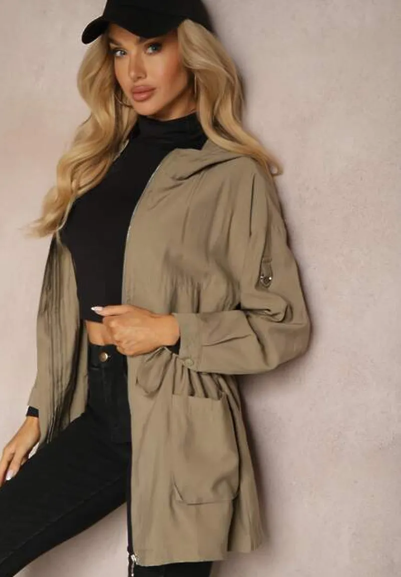 Ciemnobeżowa Kurtka o Fasonie Parki z Kapturem i Troczkiem Mevalla